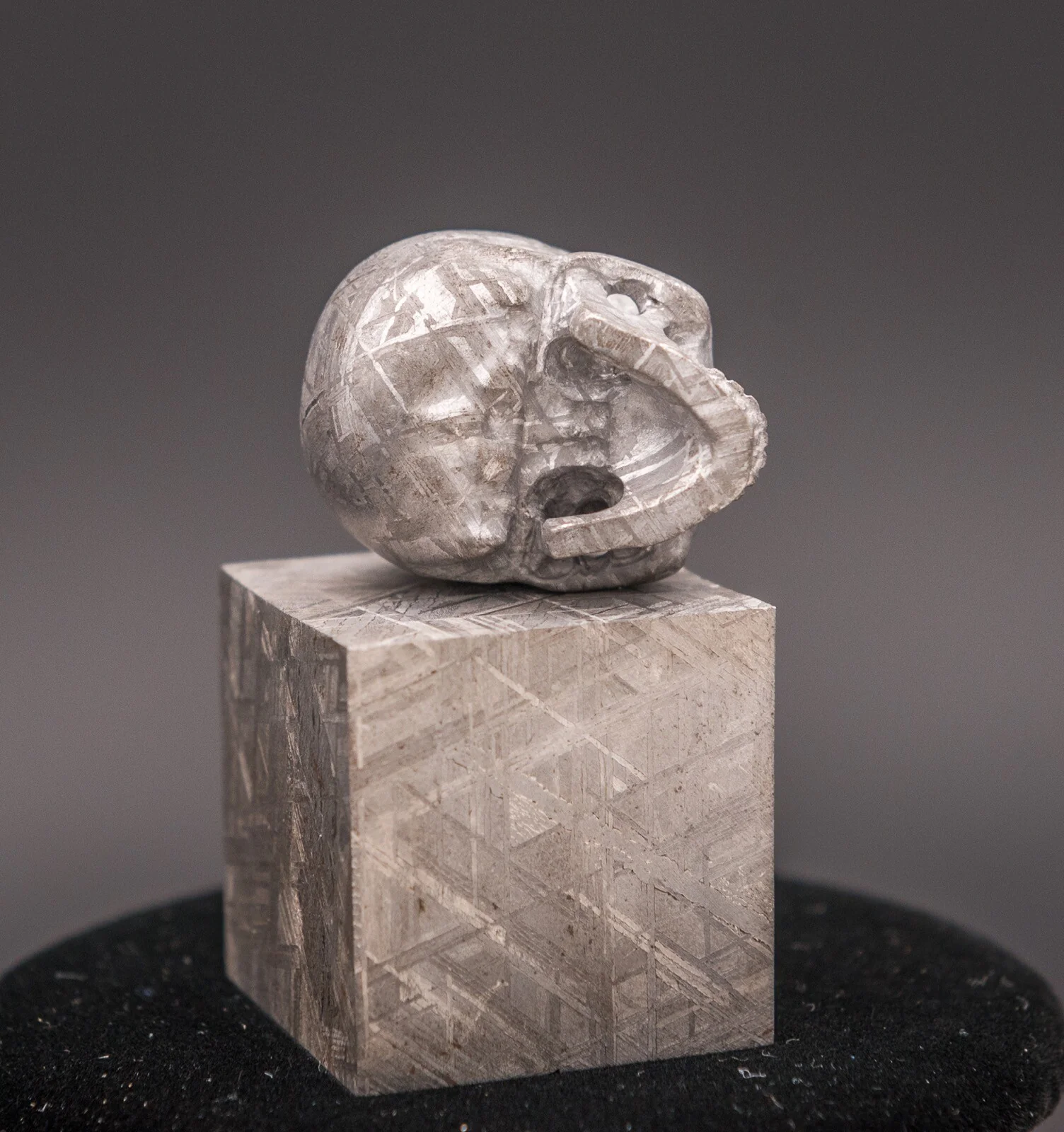 AMAZING Meteorite Skull 87g - Image 6